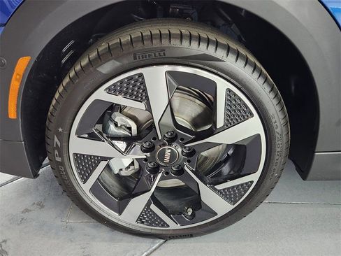Used 2025 MINI Cooper S image 6