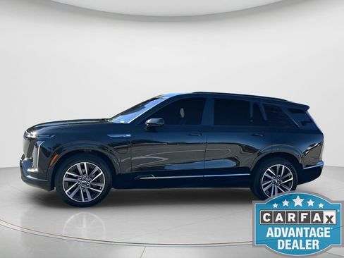 Used 2026 Cadillac Vistiq Sport image 5