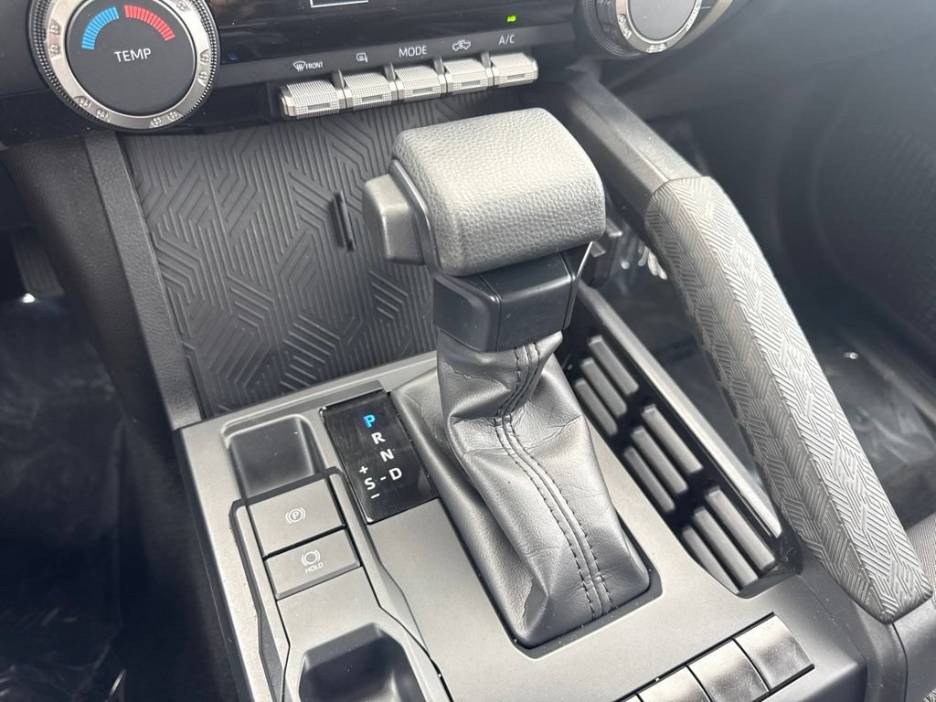 Used 2024 Toyota Tacoma SR RWD image 12