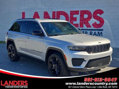 Used 2024 Jeep Grand Cherokee Altitude