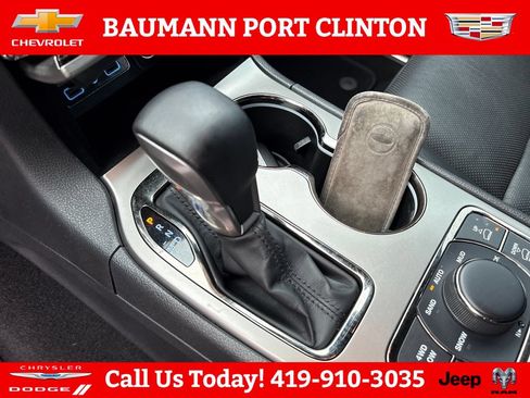 Used 2021 Jeep Grand Cherokee High Altitude AWD/4WD image 24