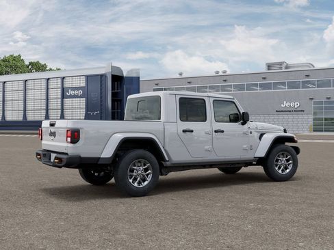 New 2026 Jeep Gladiator Sport AWD/4WD image 4