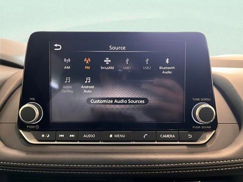 Used 2025 Nissan Rogue SV image 19