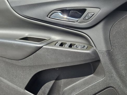 Used 2023 Chevrolet Equinox LT w/ LPO, Floor Liner Package AWD/4WD image 19