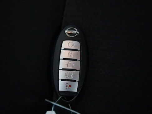 Used 2025 Nissan Altima 2.5 SV image 23