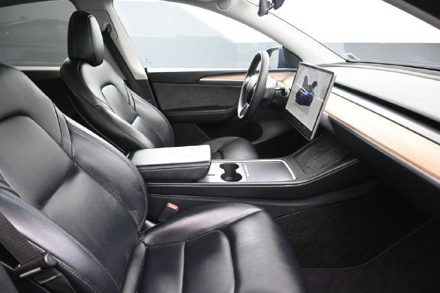 Used 2023 Tesla Model Y Long Range AWD/4WD image 13