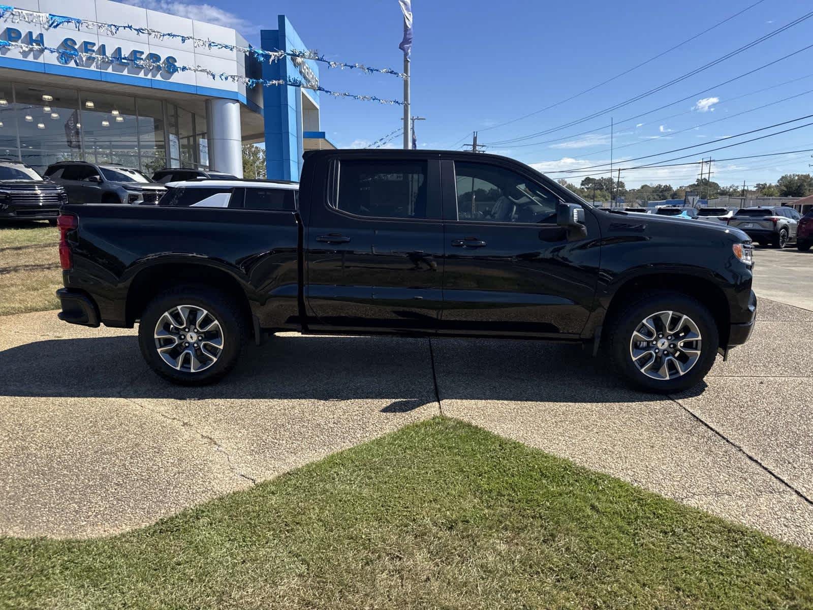 New 2026 Chevrolet Silverado 1500 RST AWD/4WD image 6