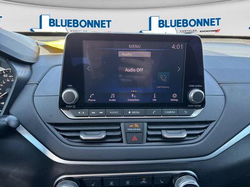 Used 2022 Nissan Altima 2.5 SV w/ SV Premium Package FWD image 15