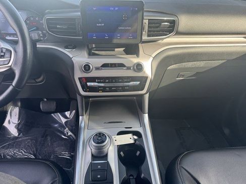Certified 2023 Ford Explorer XLT w/ Equipment Group 202A image 16