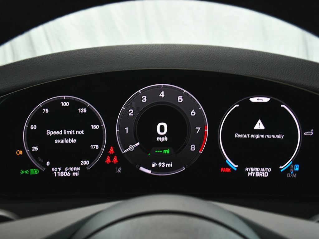 Used 2025 Porsche Panamera 4 E-Hybrid AWD/4WD image 39