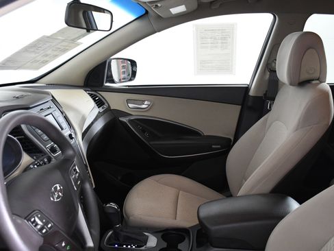 Used 2017 Hyundai Santa Fe Sport image 18