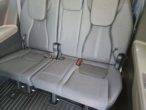 New 2026 Kia Carnival LX image 22