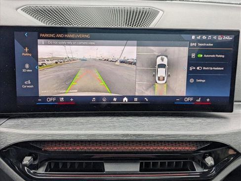 Used 2025 BMW 430i Coupe w/ Convenience Package image 14