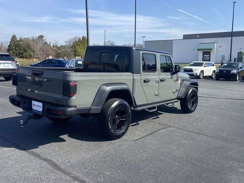 Used 2020 Jeep Gladiator Sport w/ Quick Order Package 24S image 3