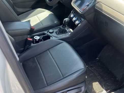 Used 2020 Volkswagen Tiguan SE R-Line AWD/4WD image 5