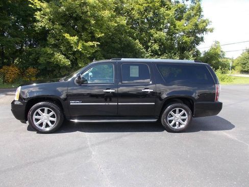 Used 2012 GMC Yukon XL Denali AWD/4WD image 3