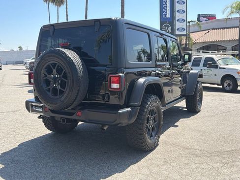 Used 2025 Jeep Wrangler Unlimited Sport AWD/4WD image 12