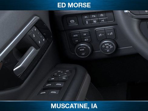 New 2025 Chevrolet Suburban Premier image 22