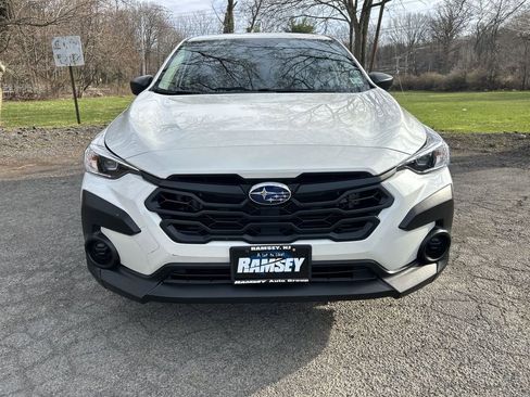 Used 2024 Subaru Crosstrek 2.0i AWD/4WD image 3