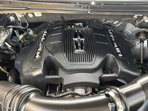Used 2018 Lincoln Navigator Premiere AWD/4WD image 53
