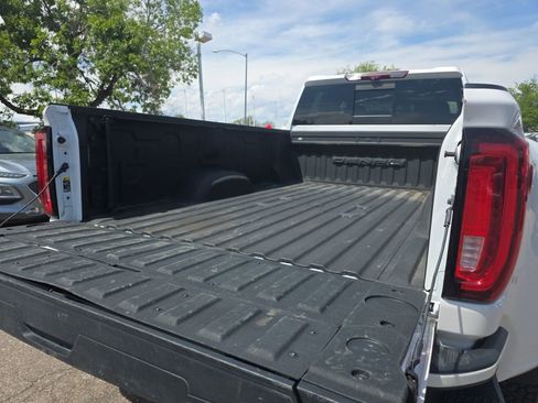 Used 2020 GMC Sierra 3500 Denali w/ Denali Ultimate Package AWD/4WD image 18