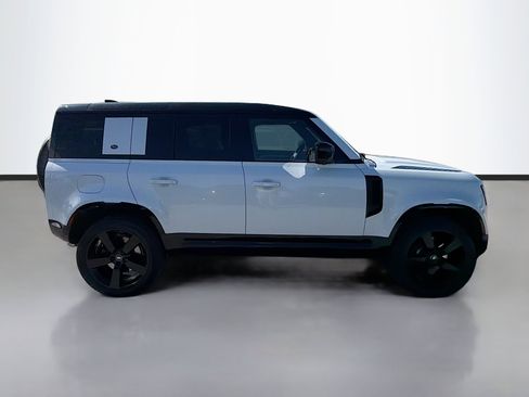 Used 2023 Land Rover Defender 110 V8 AWD/4WD image 6