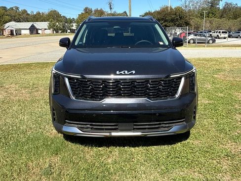 Certified 2025 Kia Sorento S w/ Panoramic Sunroof Package FWD image 8