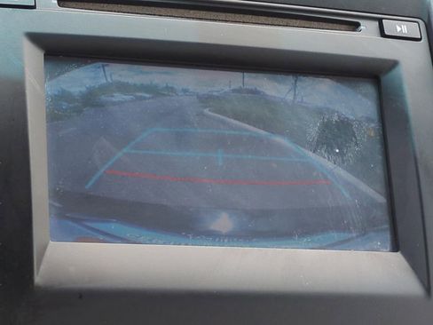 Used 2015 Toyota Camry LE image 18