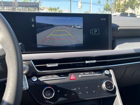 Used 2025 Hyundai Sonata SEL FWD image 25