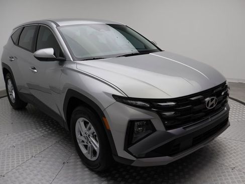 Used 2026 Hyundai Tucson SE image 6