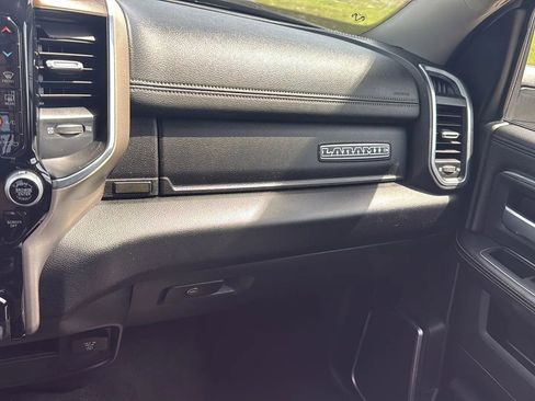 Used 2024 RAM 2500 Laramie AWD/4WD image 21