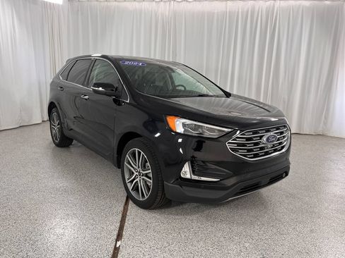 Used 2024 Ford Edge Titanium w/ Equipment Group 301A AWD/4WD image 15
