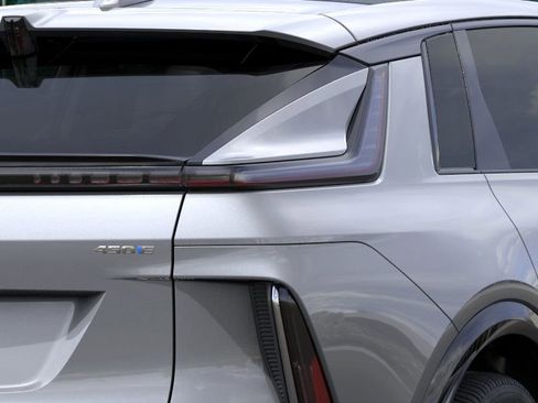 New 2026 Cadillac Lyriq Sport image 11