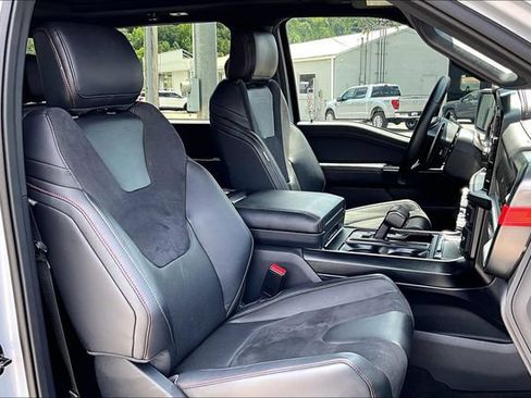 Used 2025 Ford F150 Raptor AWD/4WD image 7