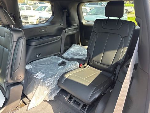New 2026 Jeep Grand Cherokee L Limited AWD/4WD image 26