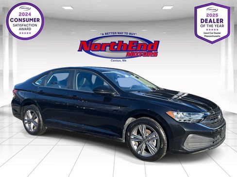 Used 2024 Volkswagen Jetta SE image 1