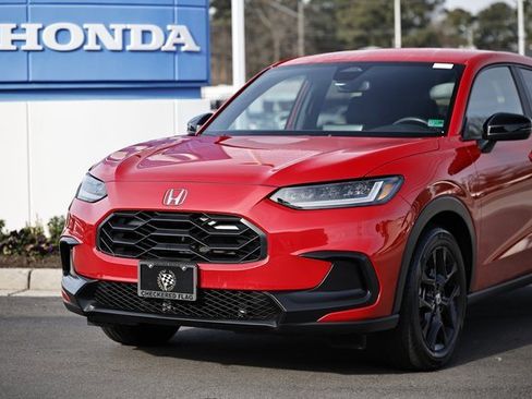 Used 2024 Honda HR-V Sport image 2