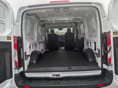 New 2025 Ford Transit 150 Low Roof image 28