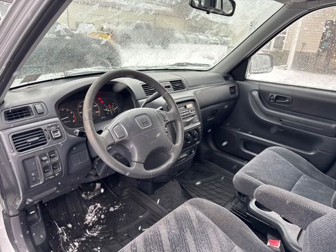 Used 2001 Honda CR-V LX image 13