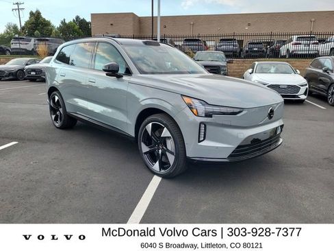 New 2025 Volvo EX90 Plus AWD/4WD image 7