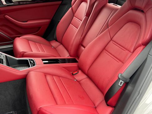 Used 2023 Porsche Panamera 4 Executive AWD/4WD image 22