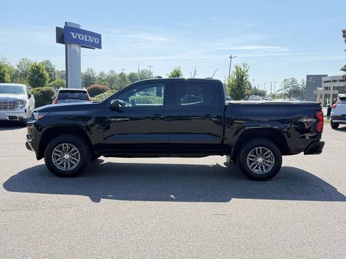 Used 2023 Chevrolet Colorado LT w/ LT Convenience Package II AWD/4WD image 22