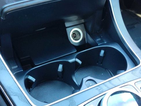 Used 2017 Mercedes-Benz C 300 C 300 image 24