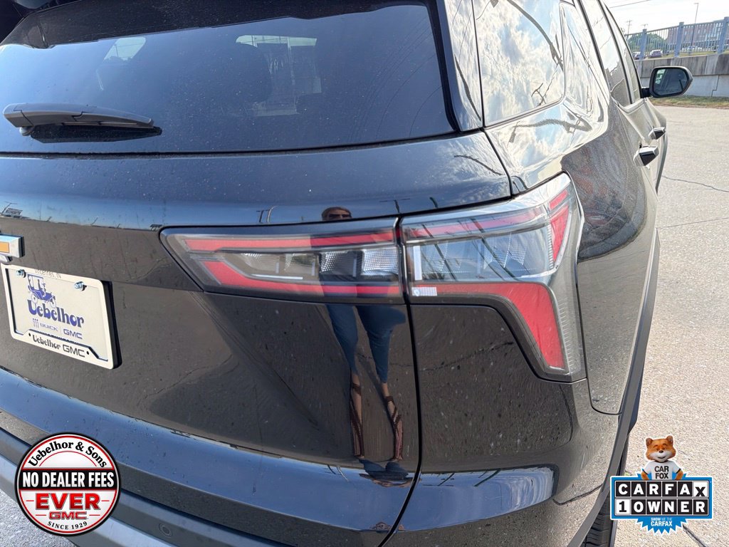 Used 2026 Chevrolet Equinox LT AWD/4WD image 8