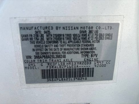 Used 2025 Nissan Kicks S FWD image 14