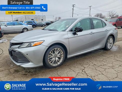 Used 2018 Toyota Camry XLE w/ Audio Package image 1