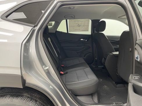 New 2026 Chevrolet Trax LS w/ LS Convenience Package FWD image 13