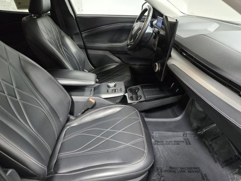 Used 2021 Ford Mustang Mach-E Select image 49