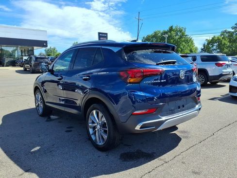 Used 2023 Buick Encore GX Essence w/ Experience Buick Package FWD image 7