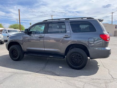 Used 2014 Toyota Sequoia SR5 image 8